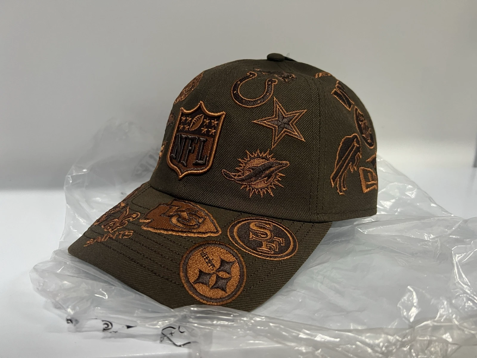 New Era NFL x Bad Bunny All Over Logos Brown OSFA Cap – photo 7